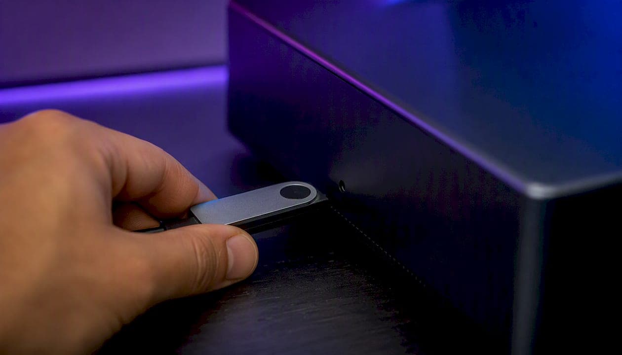 Non-Custodial Exchanges: Keep Your Keys While You Trade
